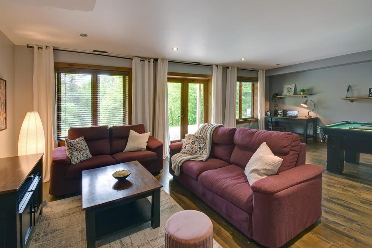 Chic Familiale, Relaxant Avec Spa En Montagnes Labelle Esterno foto