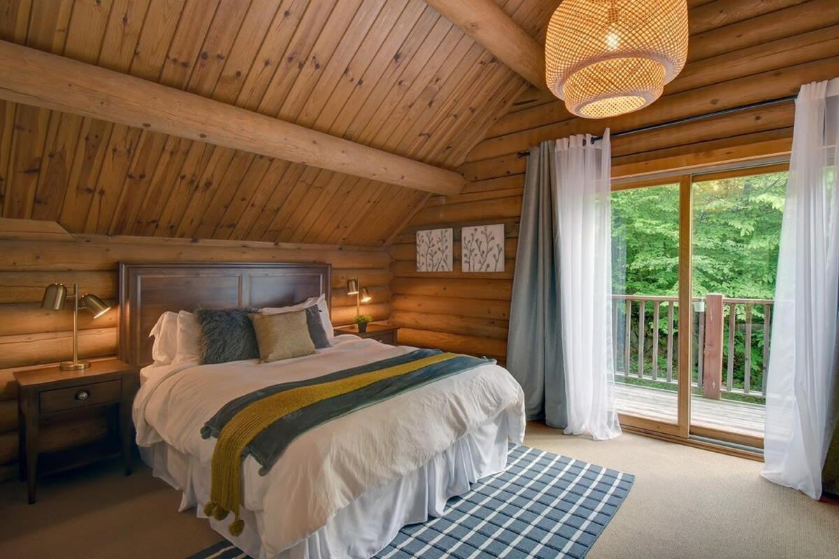 Chic Familiale, Relaxant Avec Spa En Montagnes Labelle Esterno foto